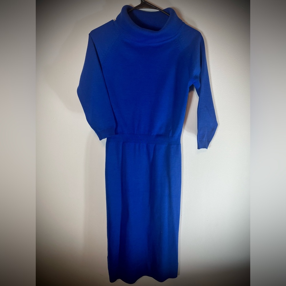 Vintage Jernat of Italy Inc. 100%Virgin Wool Blue Dress Made in Italy size 11